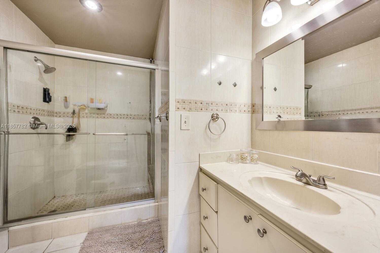 Small Image of 10651 SOUTH WEST 108TH AVE #3H, Miami Number 20