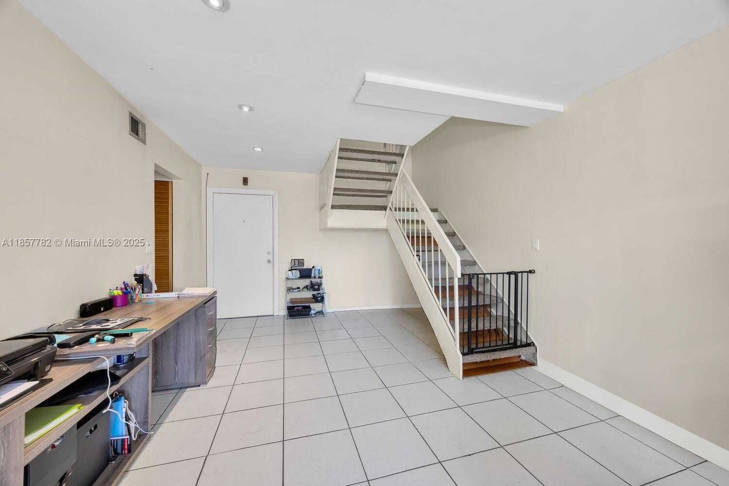Small Image of 10651 SOUTH WEST 108TH AVE #3H, Miami Number 8