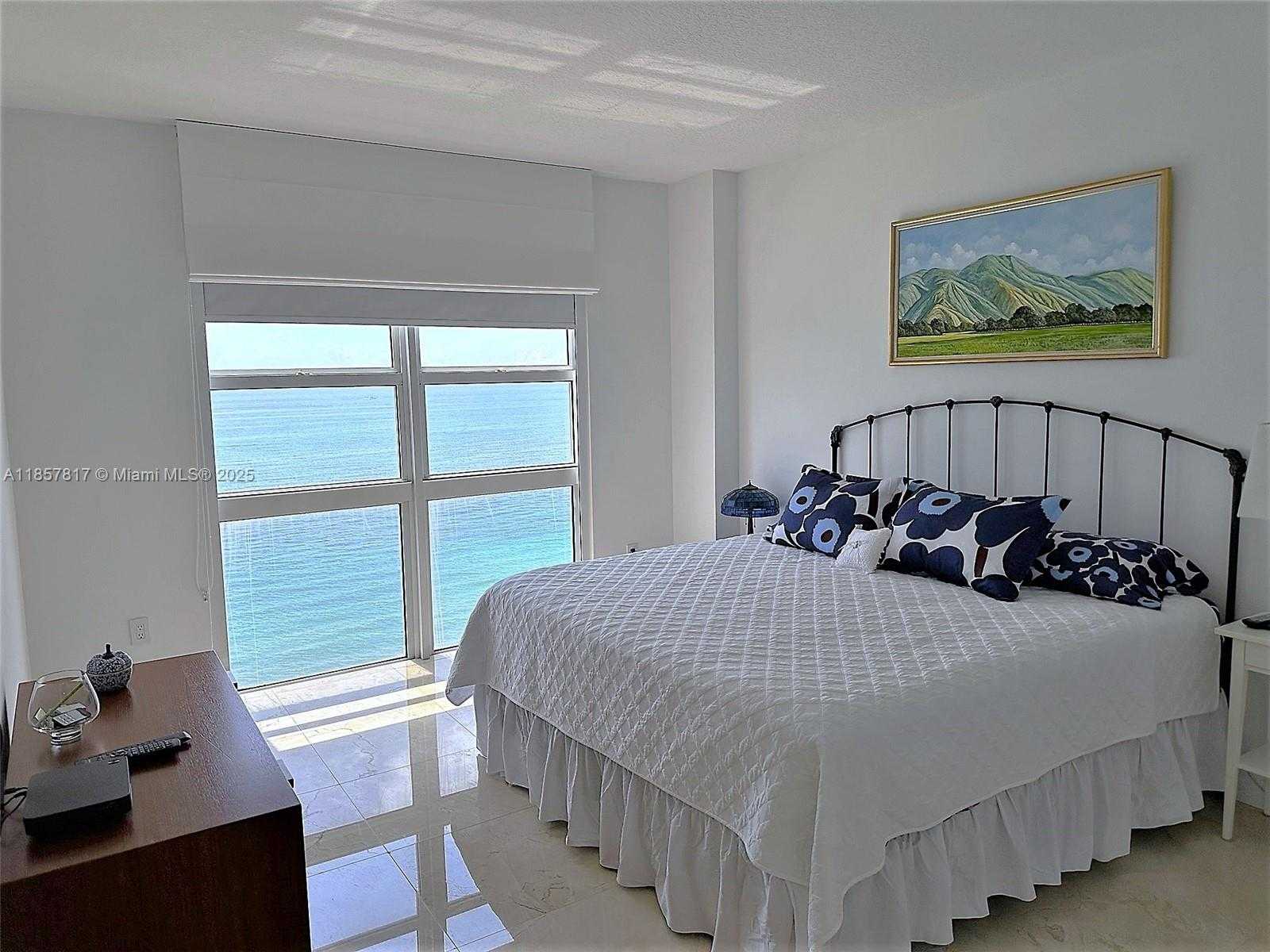 Small Image of 2080 SOUTH OCEAN DRIVE #MPH12, Hallandale Beach Number 12