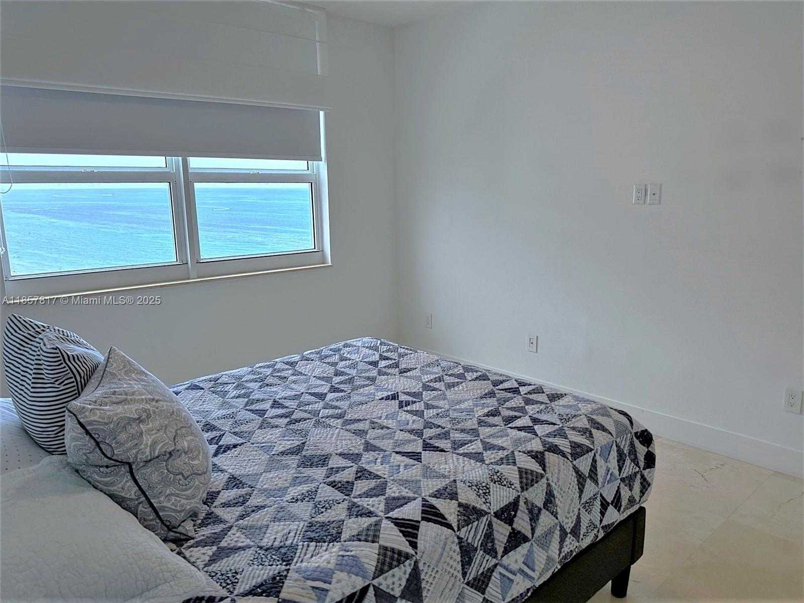 Small Image of 2080 SOUTH OCEAN DRIVE #MPH12, Hallandale Beach Number 18