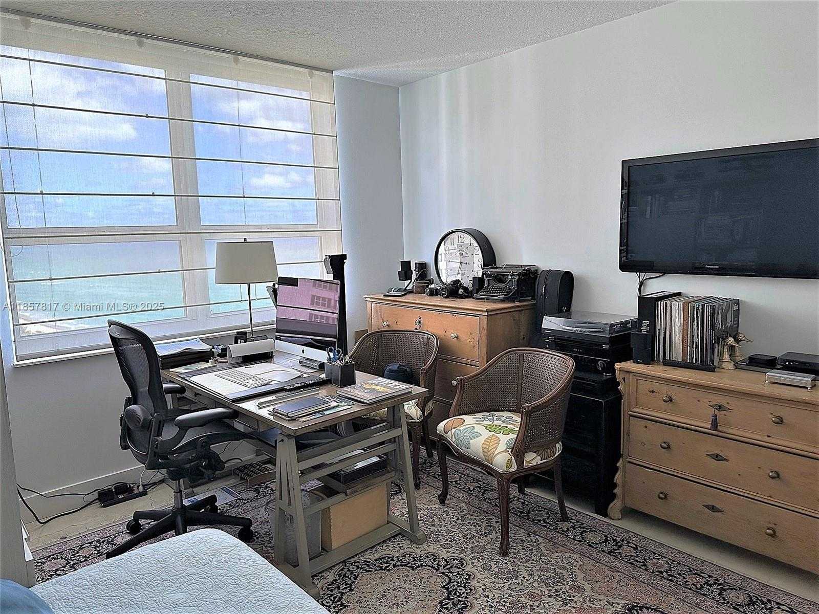 Small Image of 2080 SOUTH OCEAN DRIVE #MPH12, Hallandale Beach Number 19