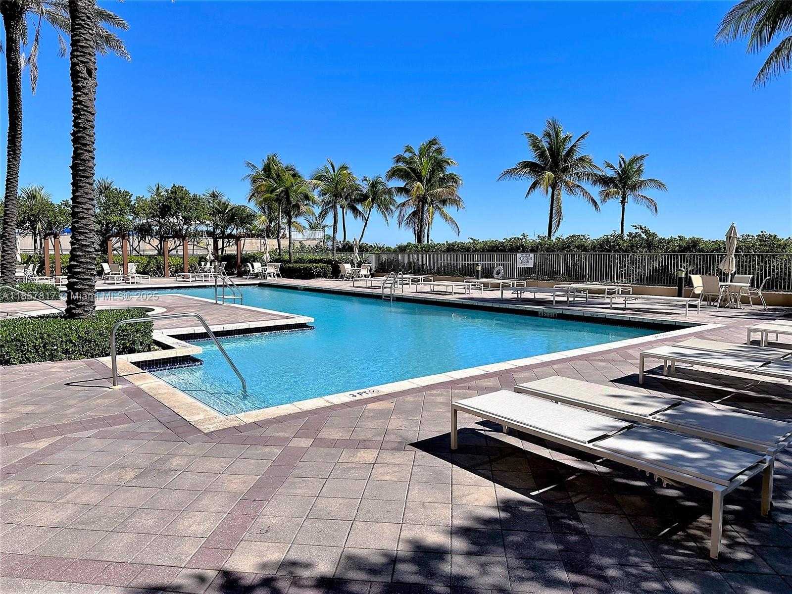 Small Image of 2080 SOUTH OCEAN DRIVE #MPH12, Hallandale Beach Number 36