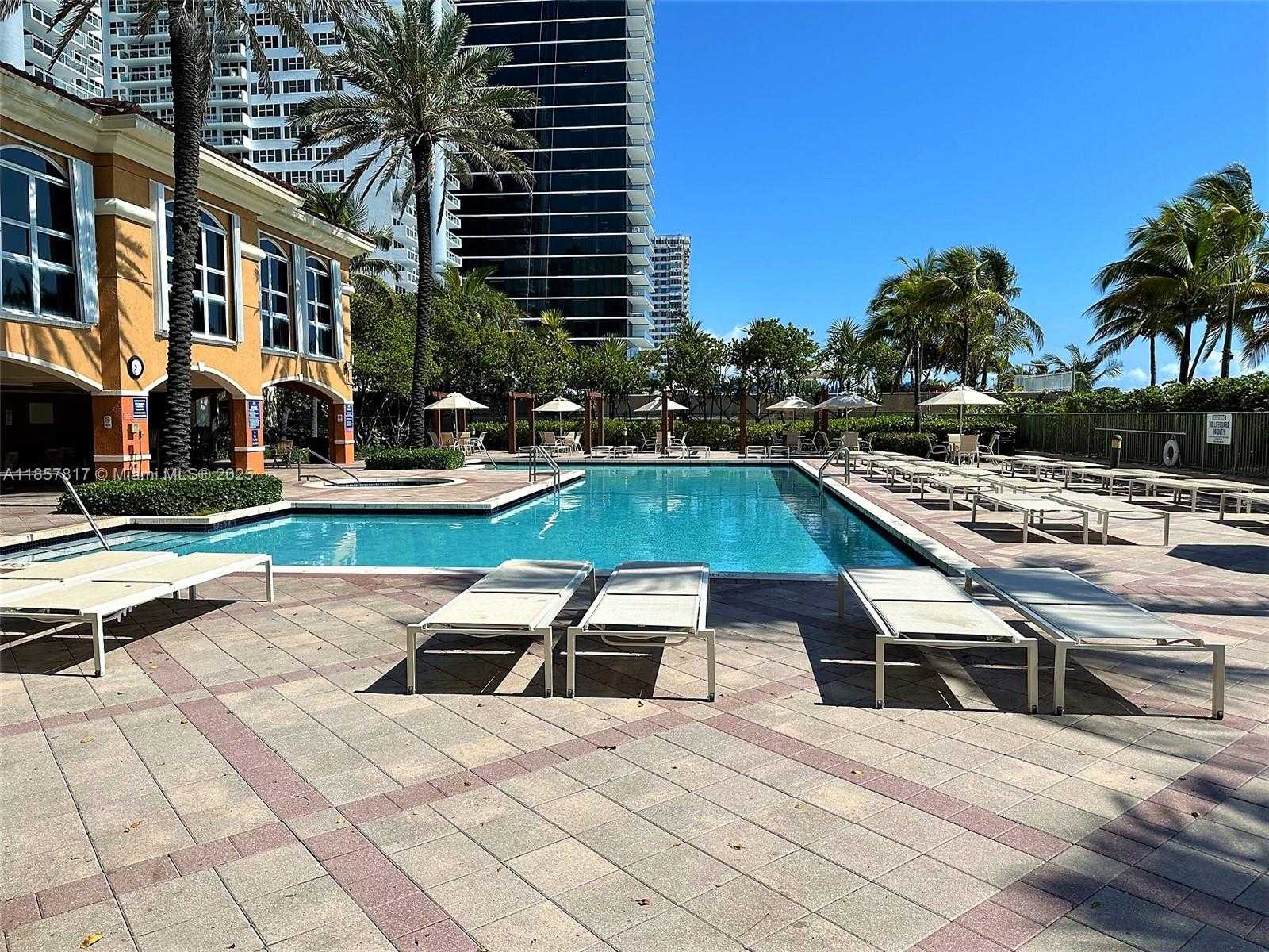 Small Image of 2080 SOUTH OCEAN DRIVE #MPH12, Hallandale Beach Number 37
