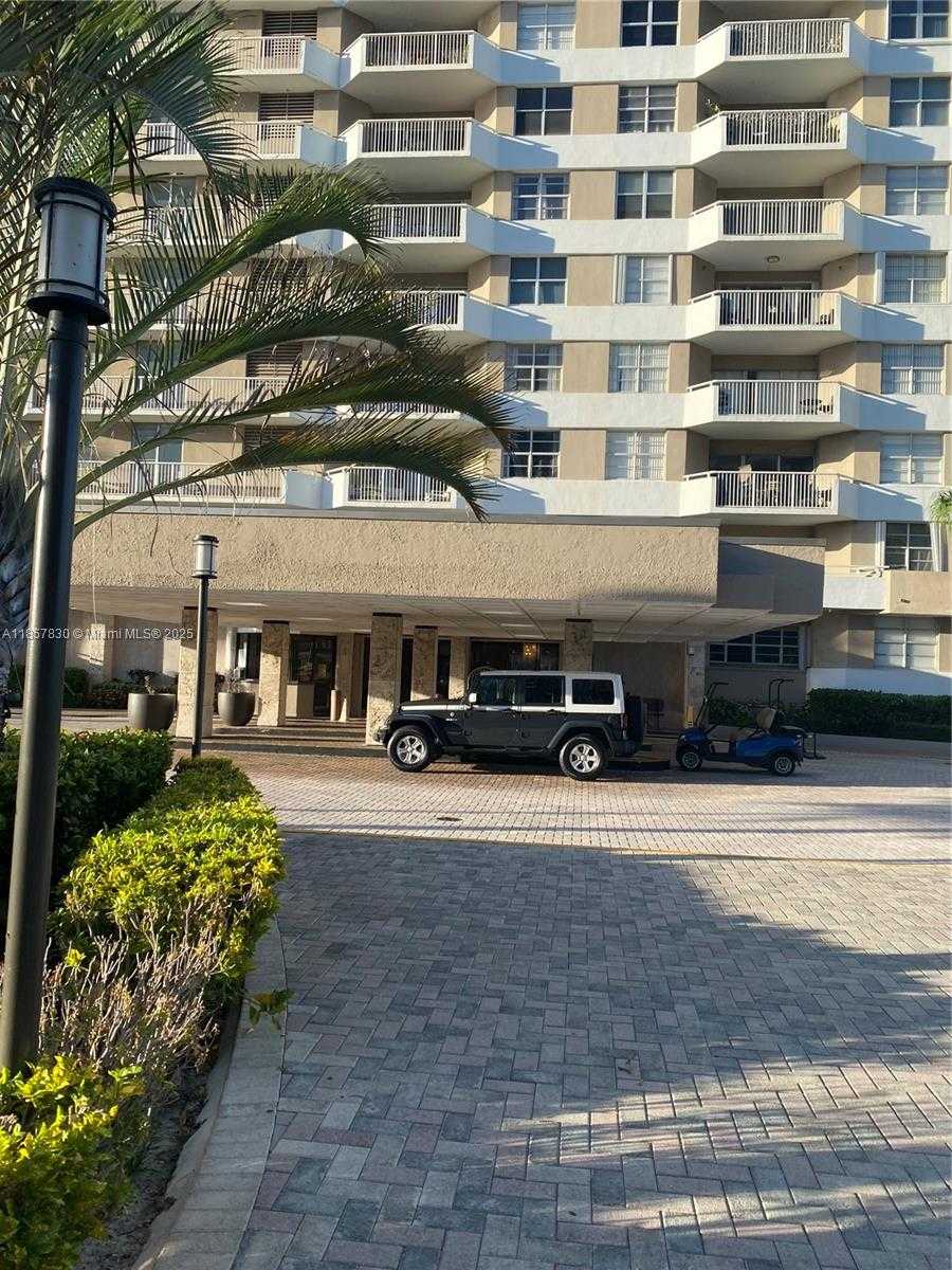 Small Image of 1965 SOUTH OCEAN DR #3H, Hallandale Beach Number 3