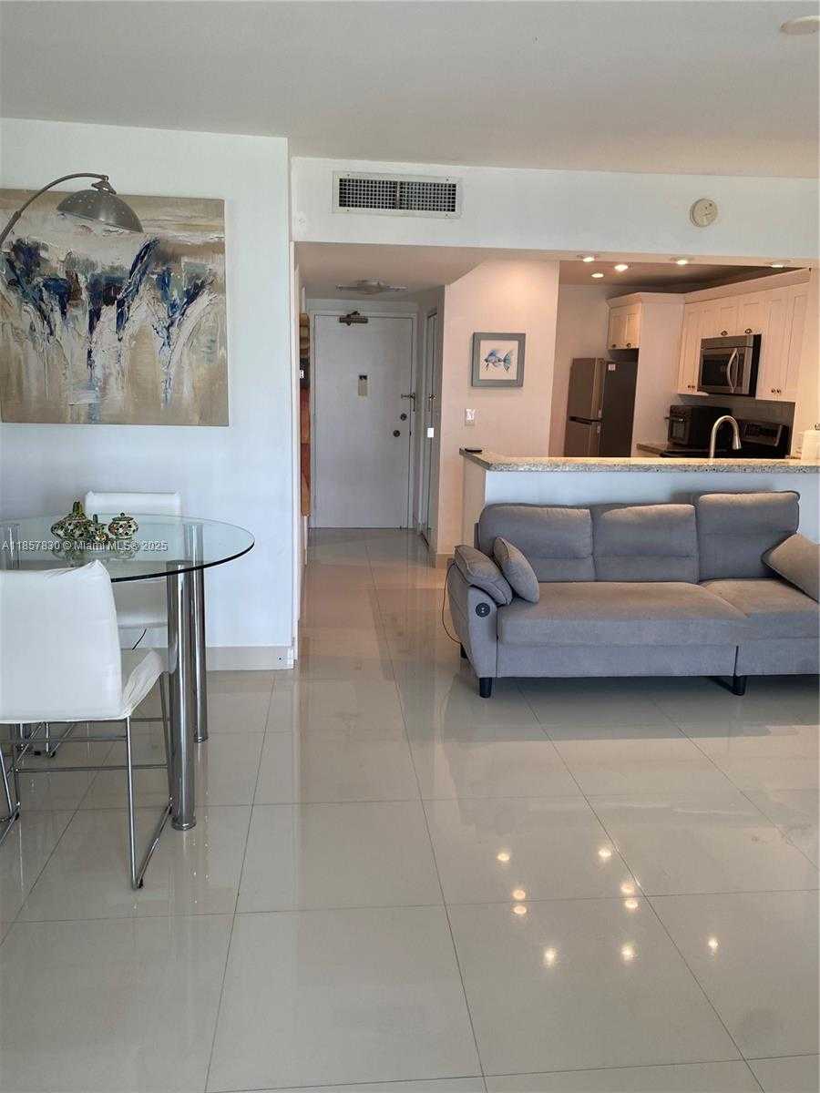 Small Image of 1965 SOUTH OCEAN DR #3H, Hallandale Beach Number 5