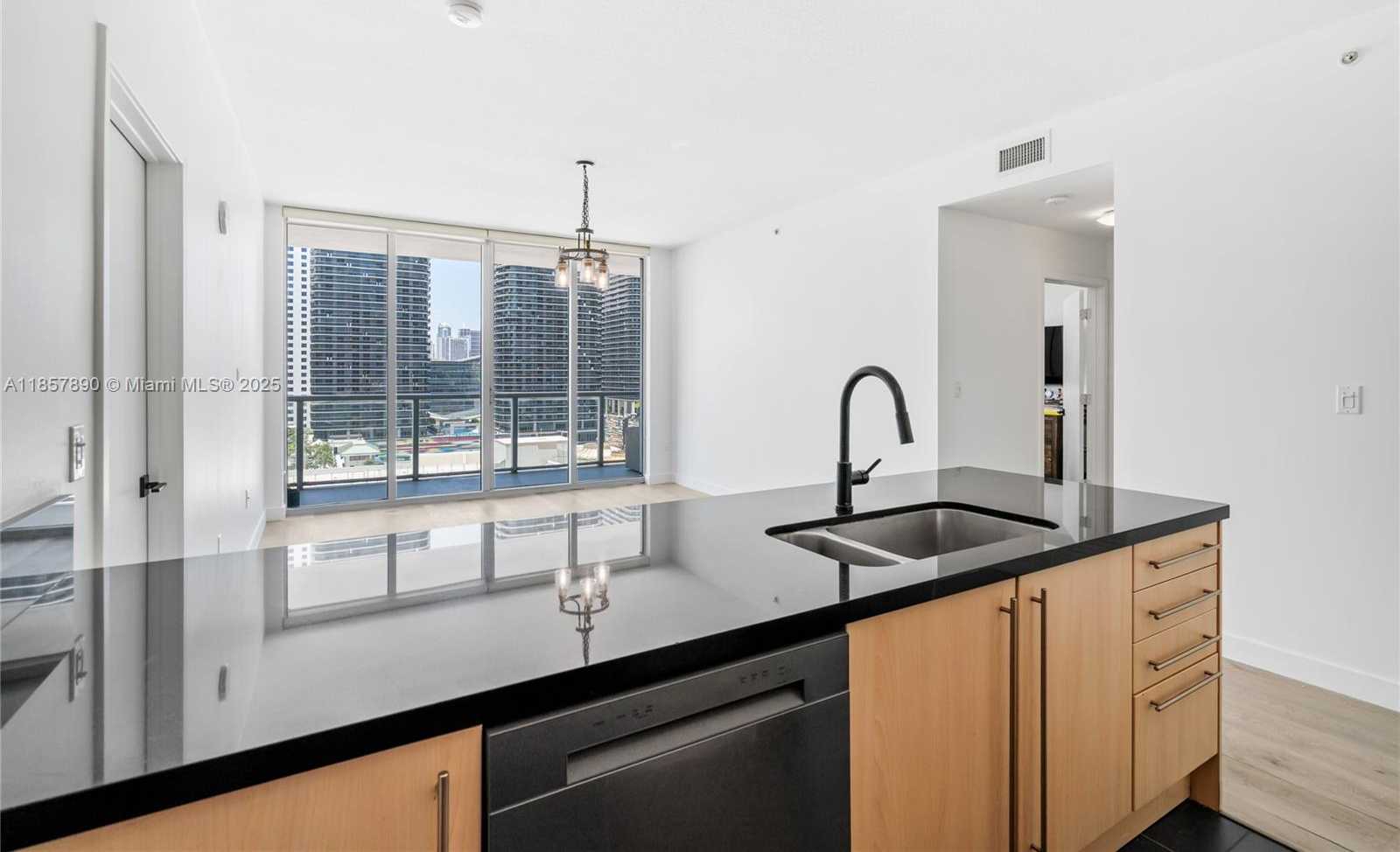 Small Image of 1111 SOUTH WEST 1ST AVE #2222-N, Miami Number 11