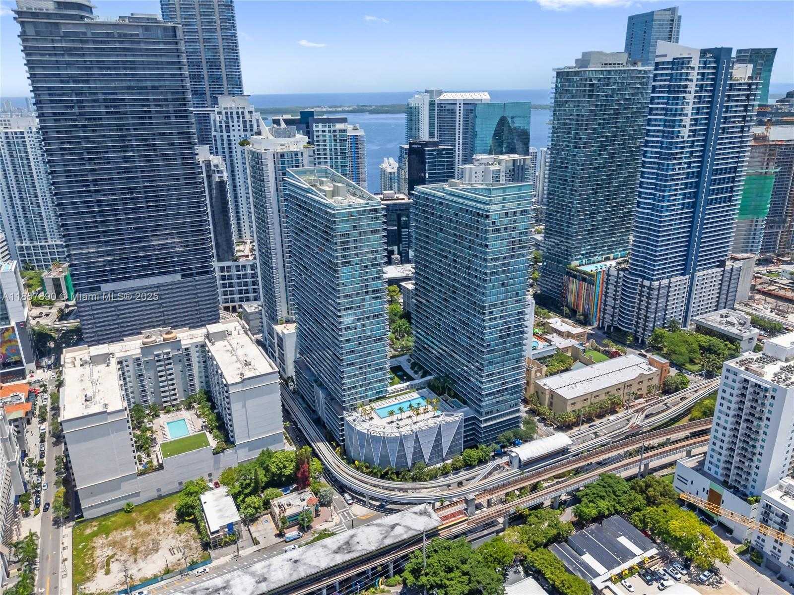 Small Image of 1111 SOUTH WEST 1ST AVE #2222-N, Miami Number 6