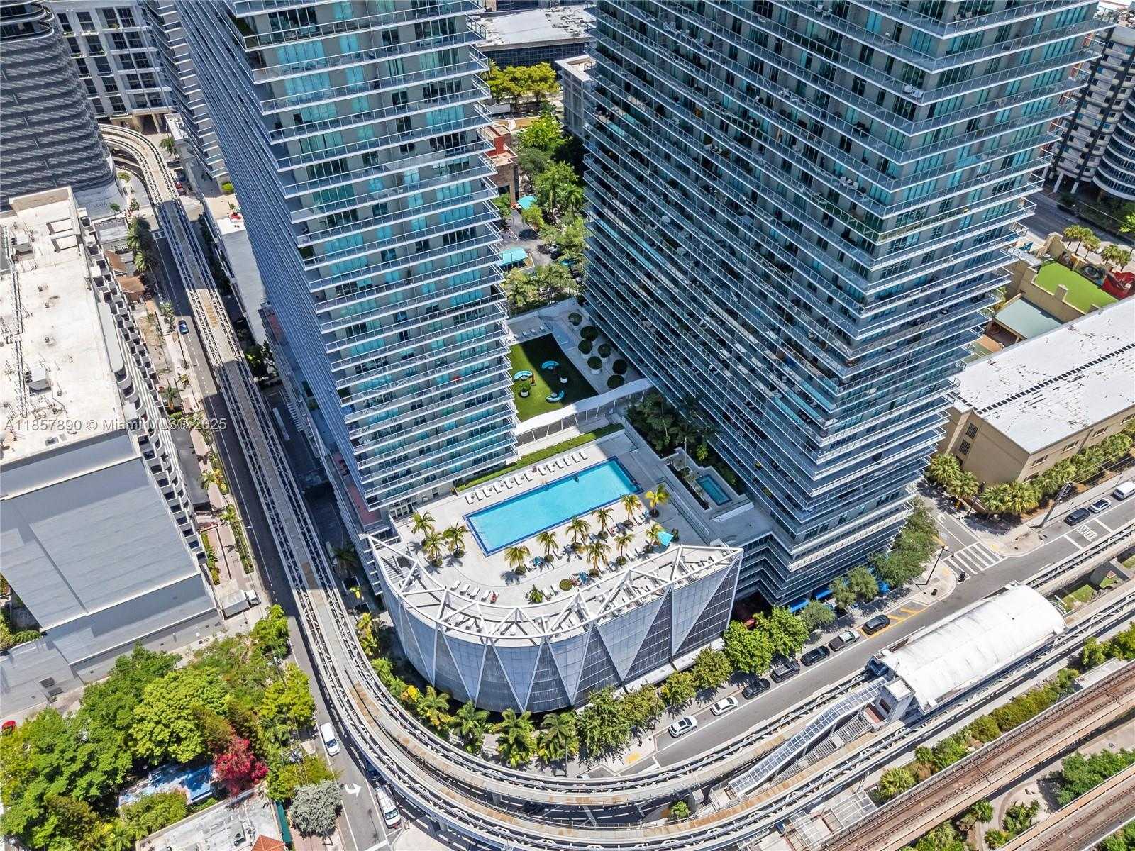 Small Image of 1111 SOUTH WEST 1ST AVE #2222-N, Miami Number 7