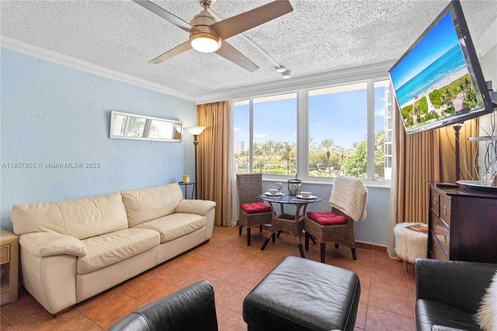 Small Image of 19201 COLLINS AVE #129, Sunny Isles Beach Number 4