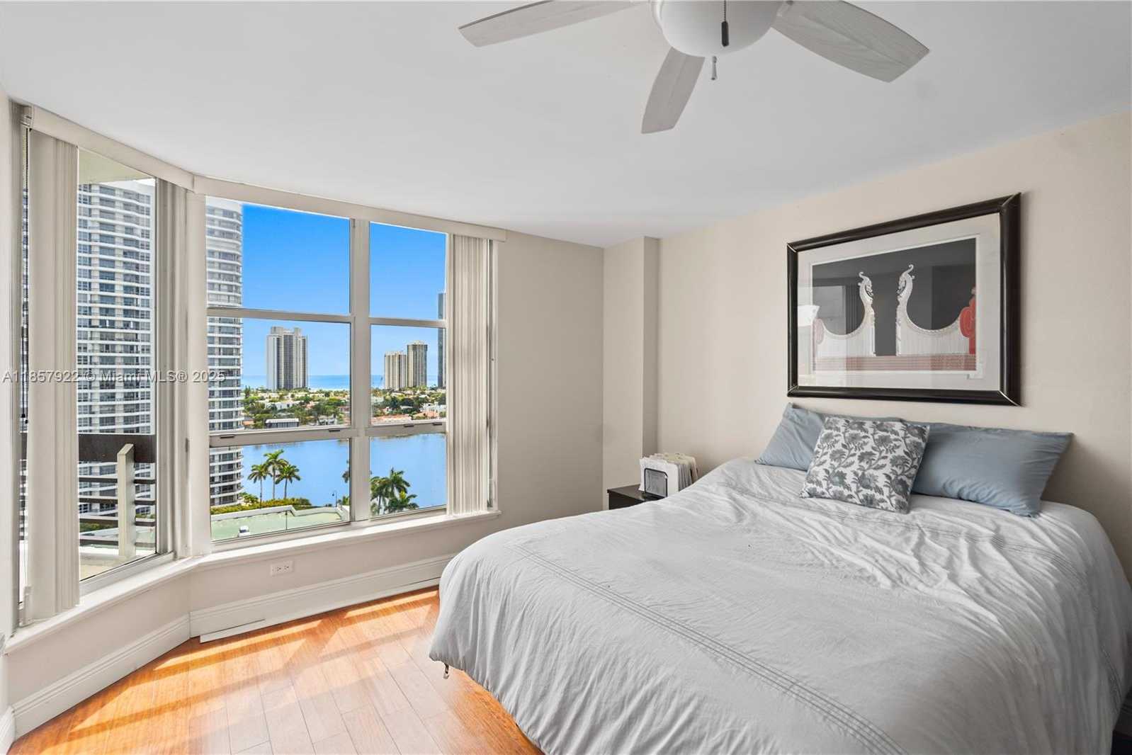 Small Image of 3600 MYSTIC POINTE DR #1616, Aventura Number 13