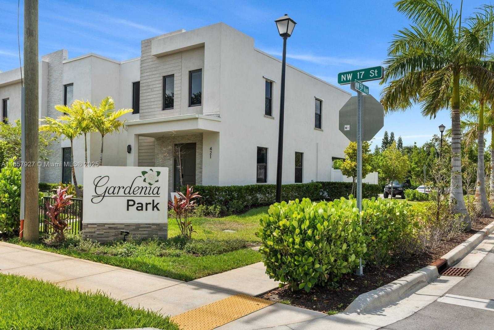 Small Image of 421 NORTH WEST 17TH ST, Fort Lauderdale Number 2