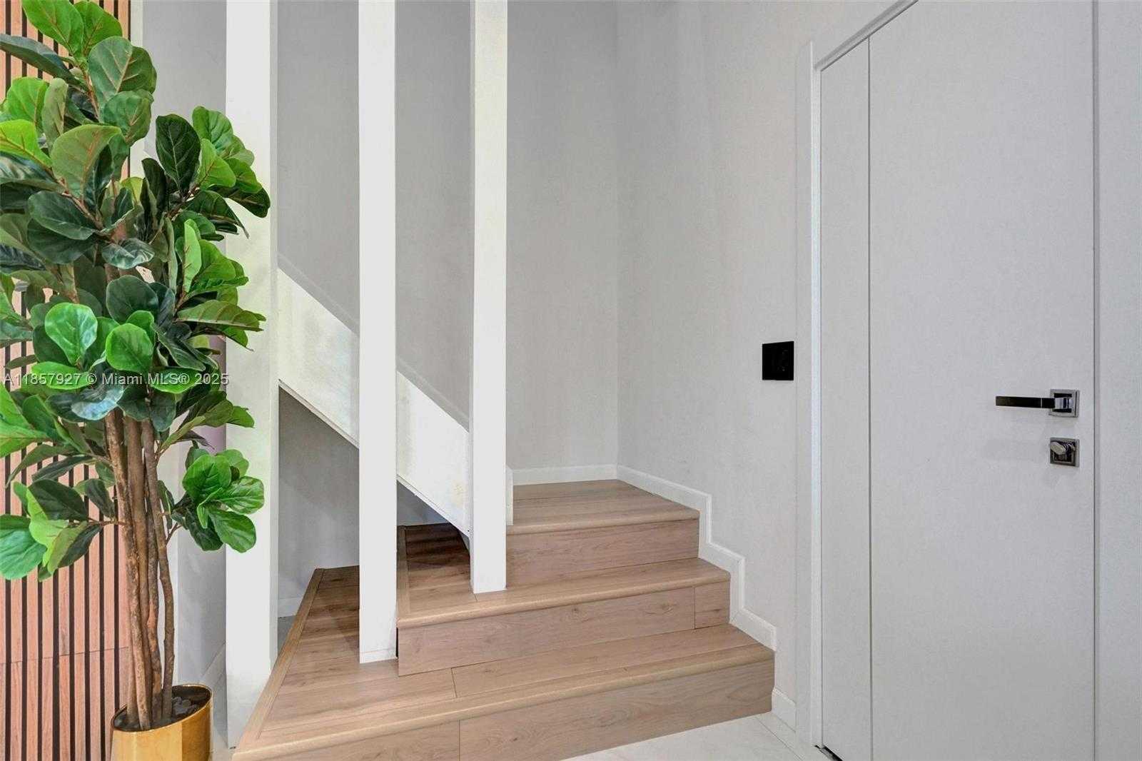 Small Image of 421 NORTH WEST 17TH ST, Fort Lauderdale Number 22