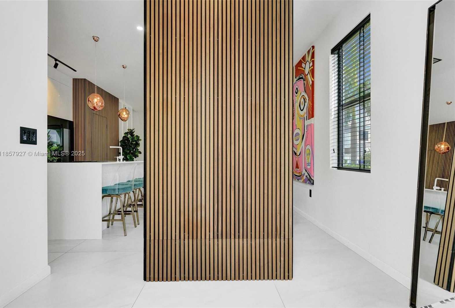 Small Image of 421 NORTH WEST 17TH ST, Fort Lauderdale Number 4