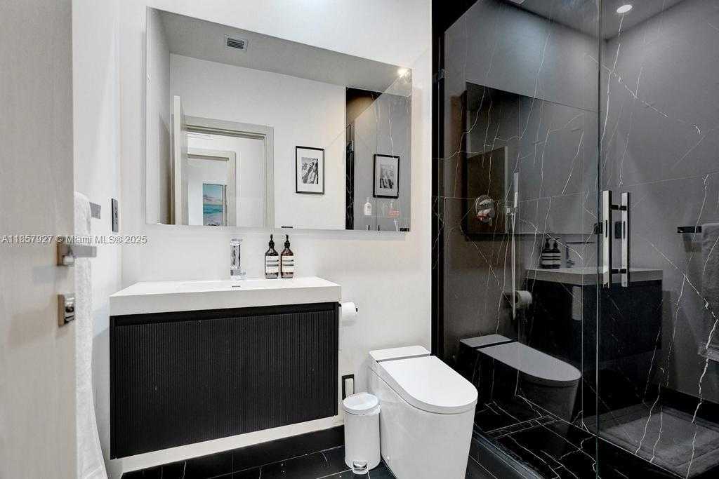 Small Image of 421 NORTH WEST 17TH ST, Fort Lauderdale Number 42