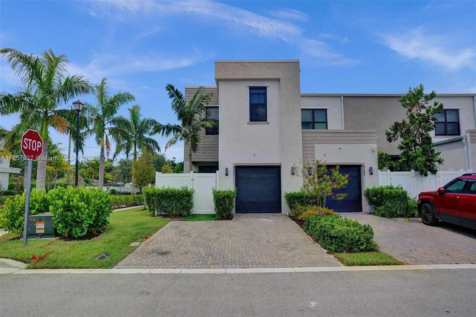 Small Image of 421 NORTH WEST 17TH ST, Fort Lauderdale Number 46