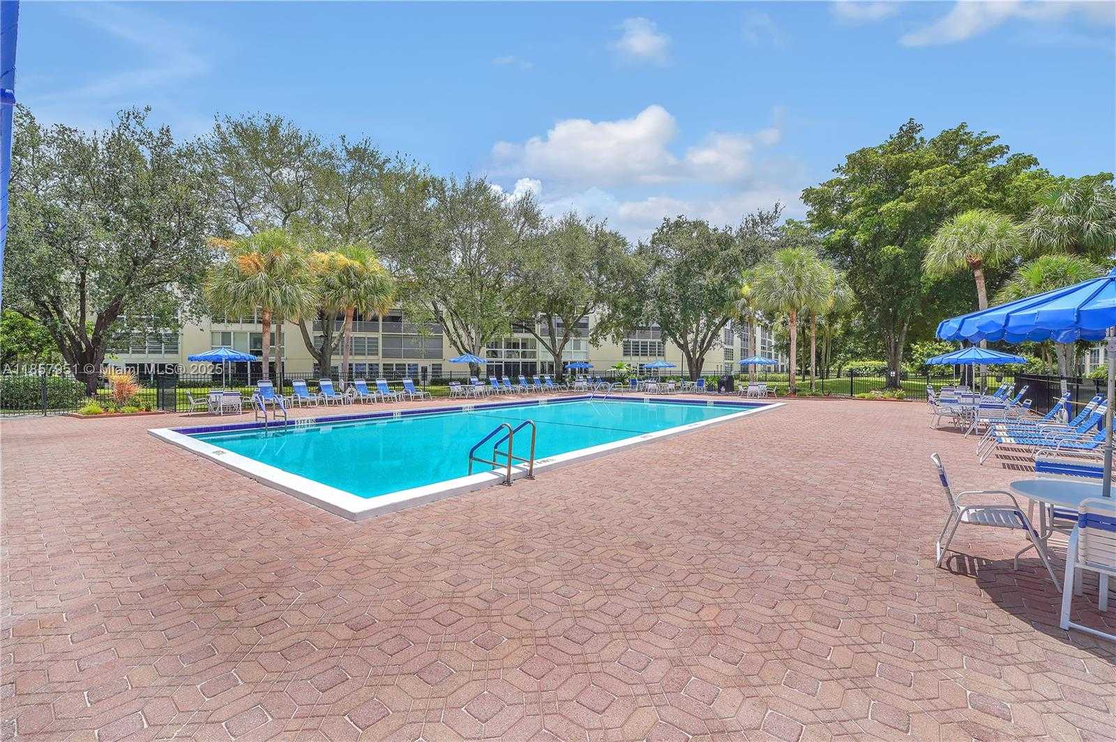 Small Image of 2301 LUCAYA LN #G2, Coconut Creek Number 17