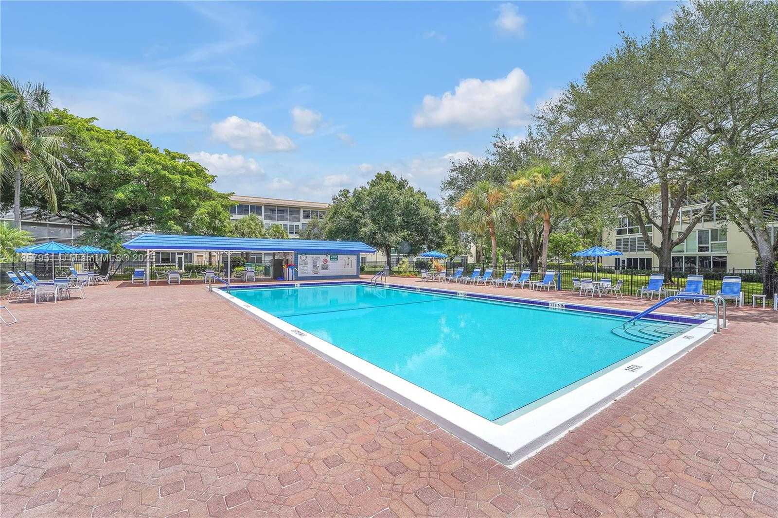 Small Image of 2301 LUCAYA LN #G2, Coconut Creek Number 18