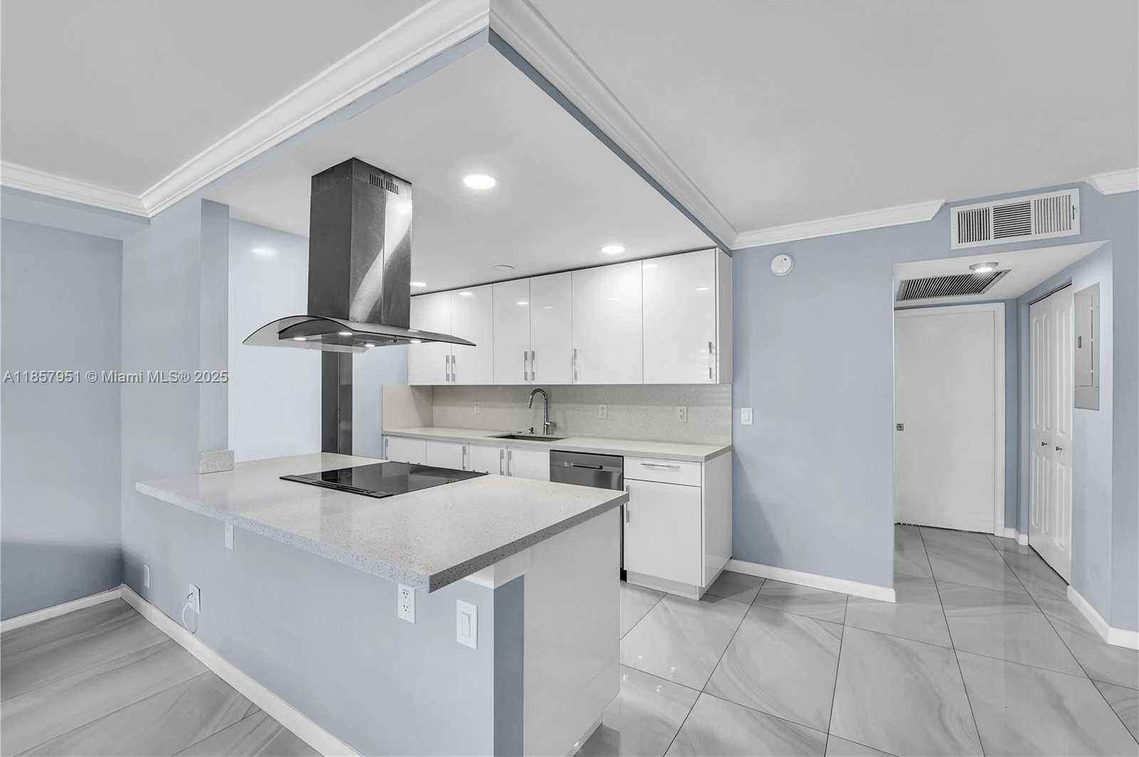 Small Image of 2301 LUCAYA LN #G2, Coconut Creek Number 2