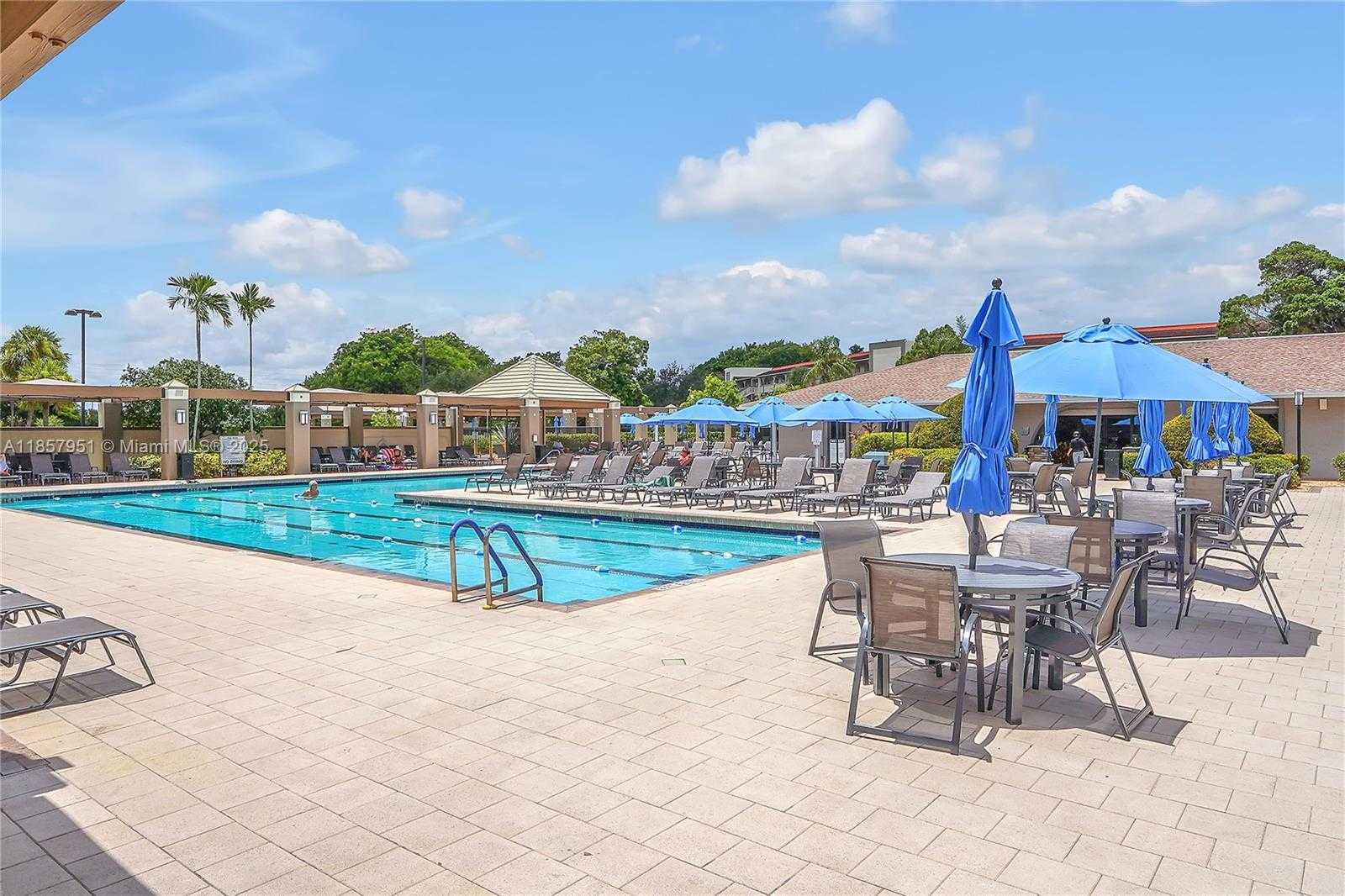 Small Image of 2301 LUCAYA LN #G2, Coconut Creek Number 20