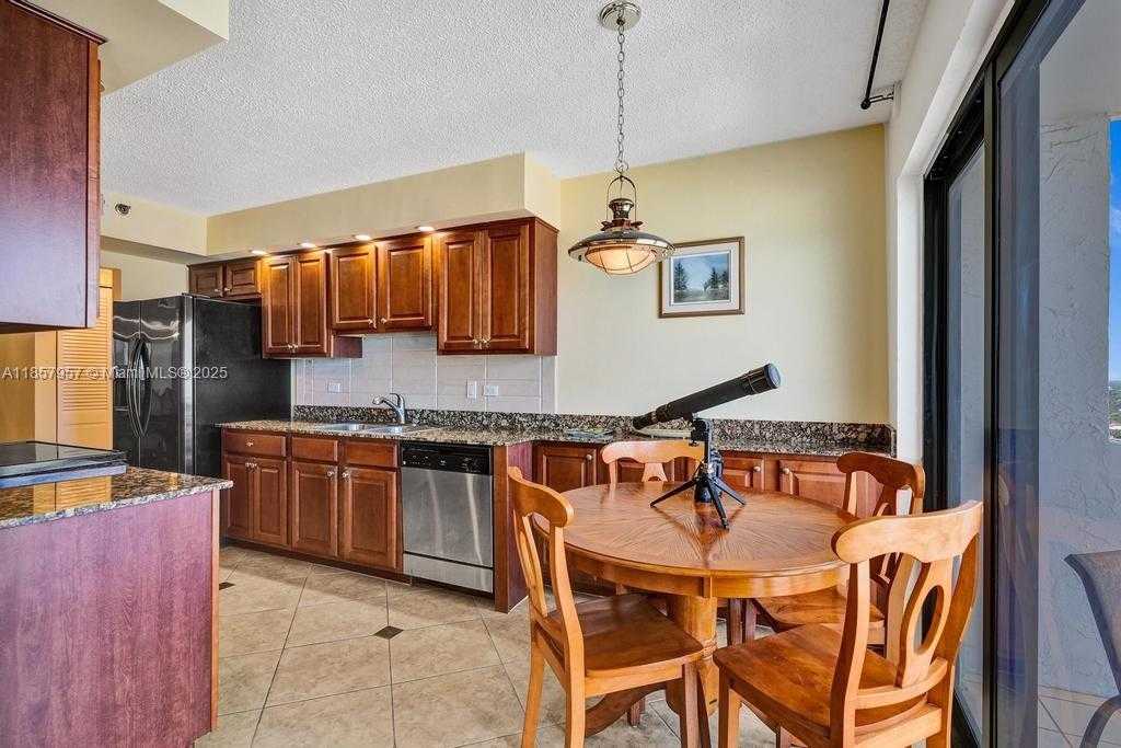 Small Image of 1201 SOUTH OCEAN DR #2308N, Hollywood Number 19
