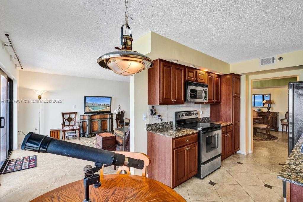 Small Image of 1201 SOUTH OCEAN DR #2308N, Hollywood Number 20