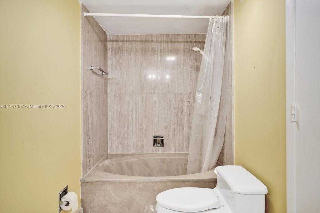 Small Image of 1201 SOUTH OCEAN DR #2308N, Hollywood Number 35