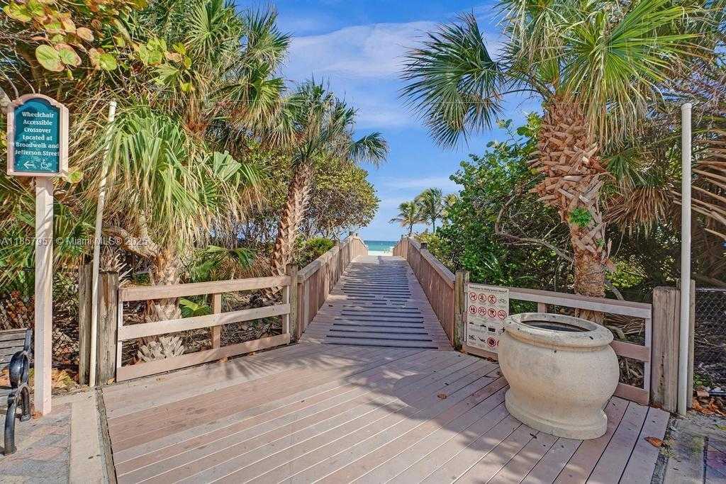 Small Image of 1201 SOUTH OCEAN DR #2308N, Hollywood Number 57