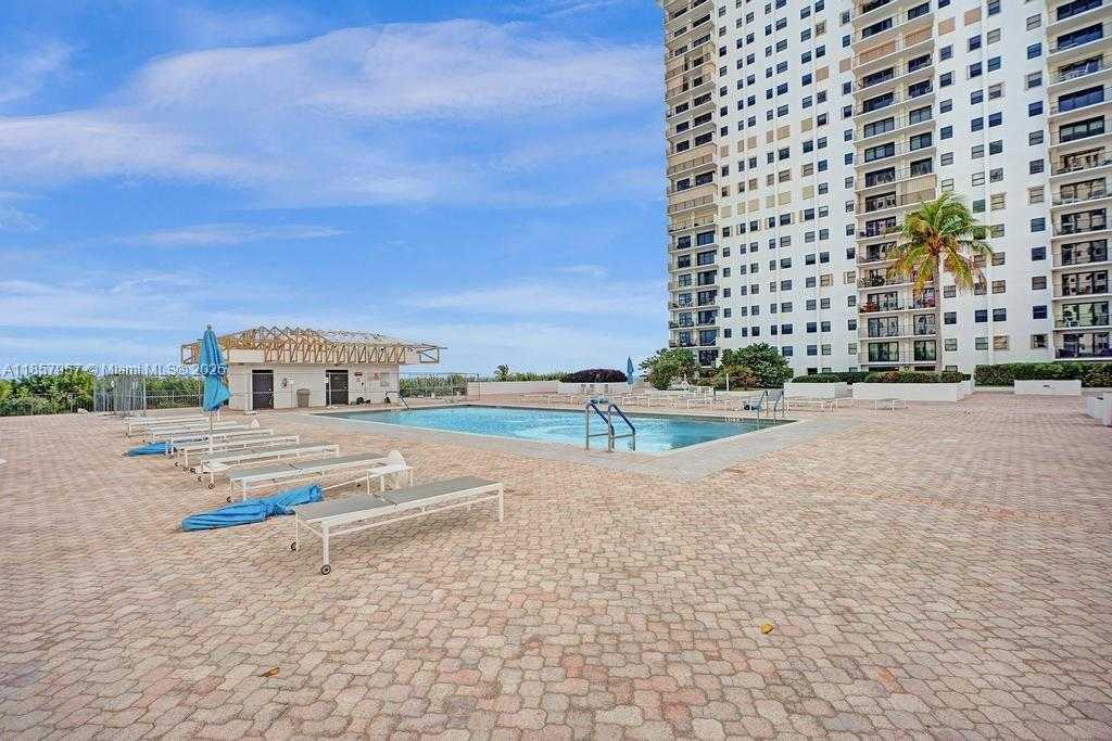 Small Image of 1201 SOUTH OCEAN DR #2308N, Hollywood Number 64