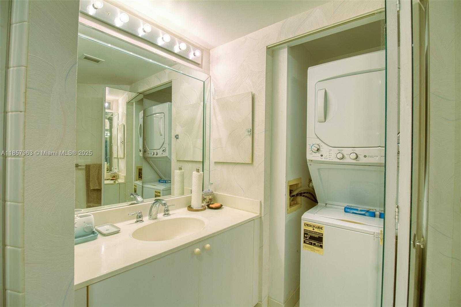 Small Image of 20185 EAST COUNTRY CLUB DR #1709, Aventura Number 20
