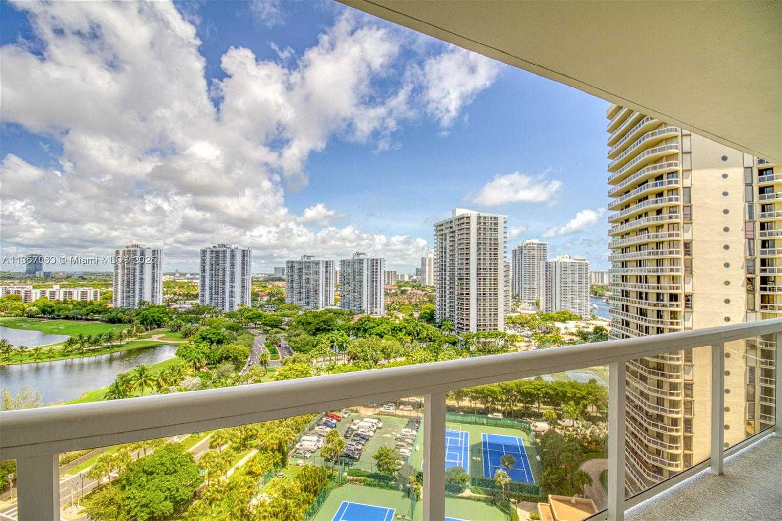 Small Image of 20185 EAST COUNTRY CLUB DR #1709, Aventura Number 32