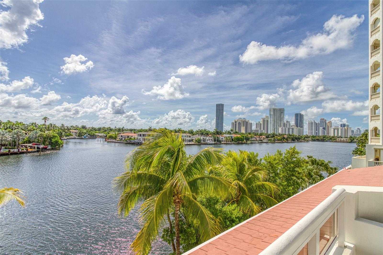 Small Image of 20185 EAST COUNTRY CLUB DR #1709, Aventura Number 43