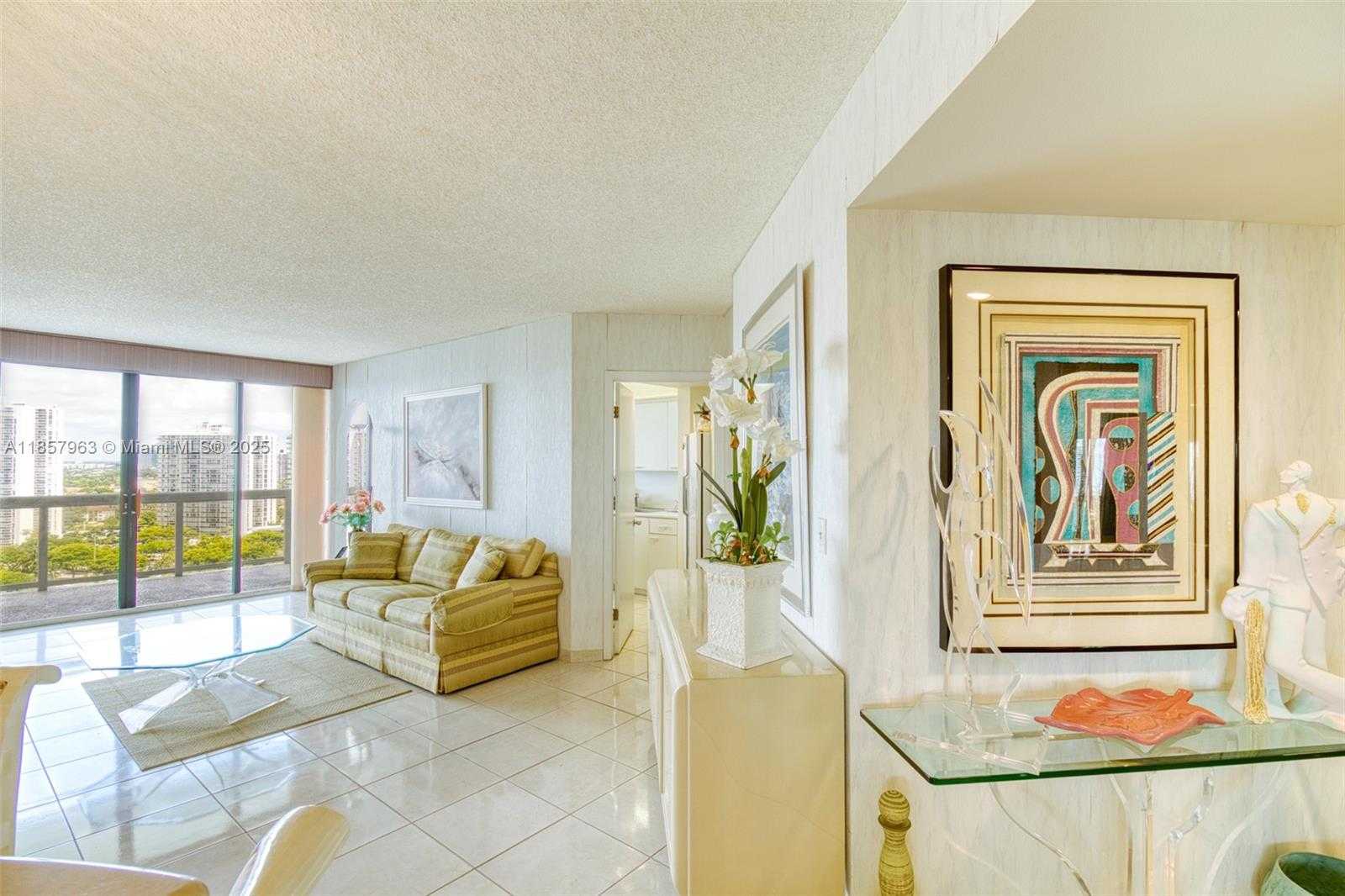 Small Image of 20185 EAST COUNTRY CLUB DR #1709, Aventura Number 5