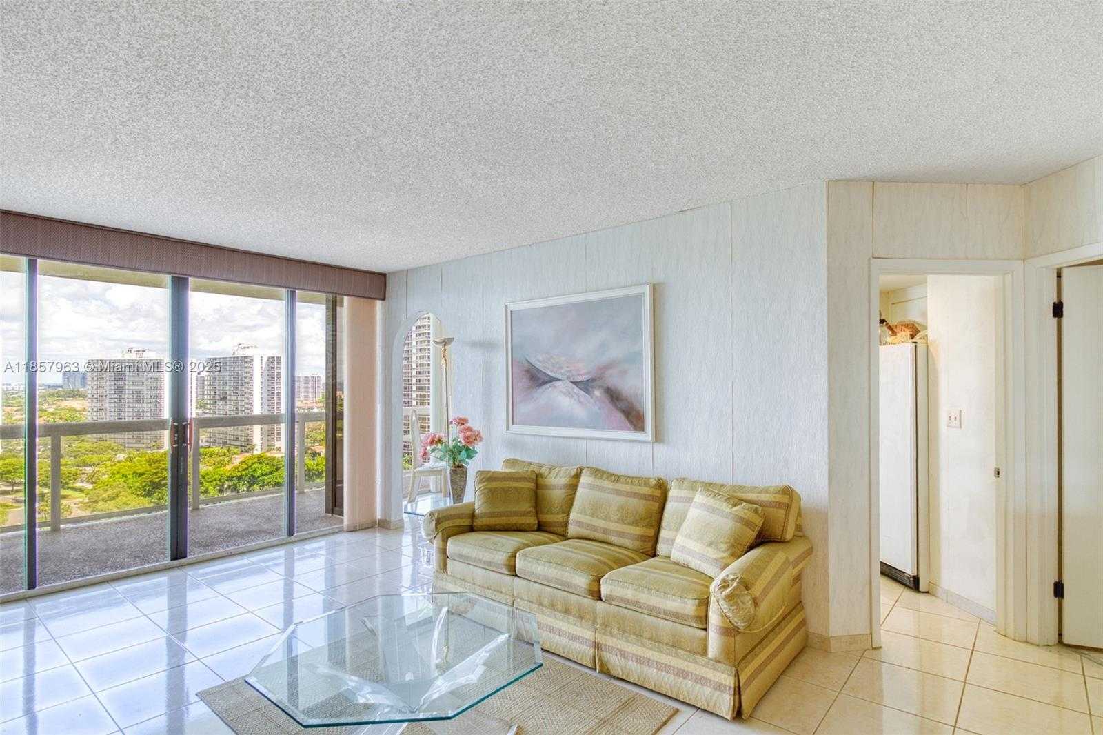 Small Image of 20185 EAST COUNTRY CLUB DR #1709, Aventura Number 8