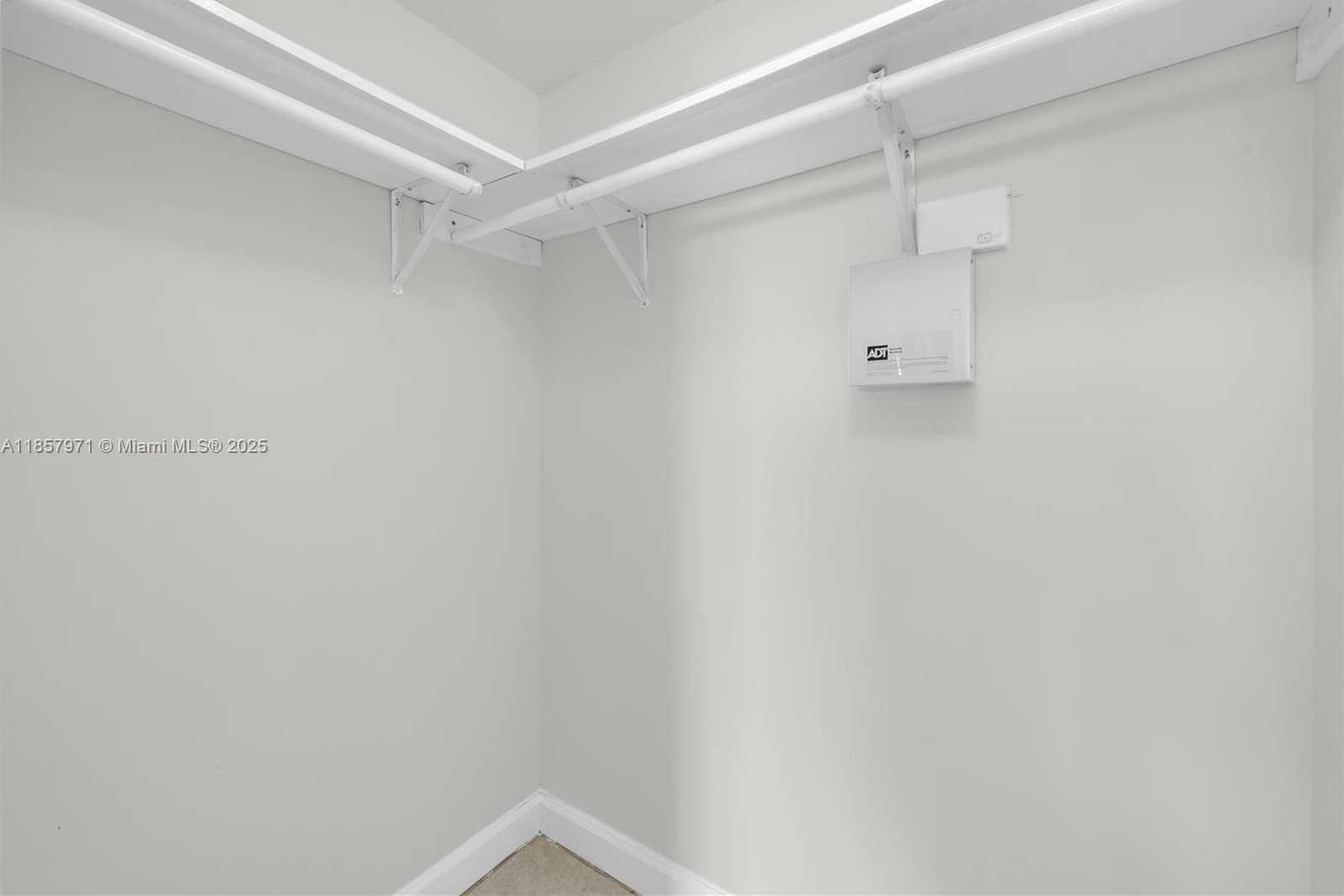 Small Image of 1824 BRICKELL AVE #4D, Miami Number 15
