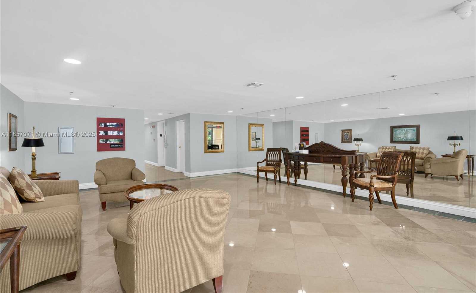 Small Image of 1824 BRICKELL AVE #4D, Miami Number 28