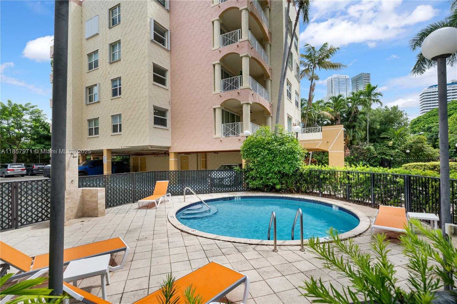 Small Image of 1824 BRICKELL AVE #4D, Miami Number 29