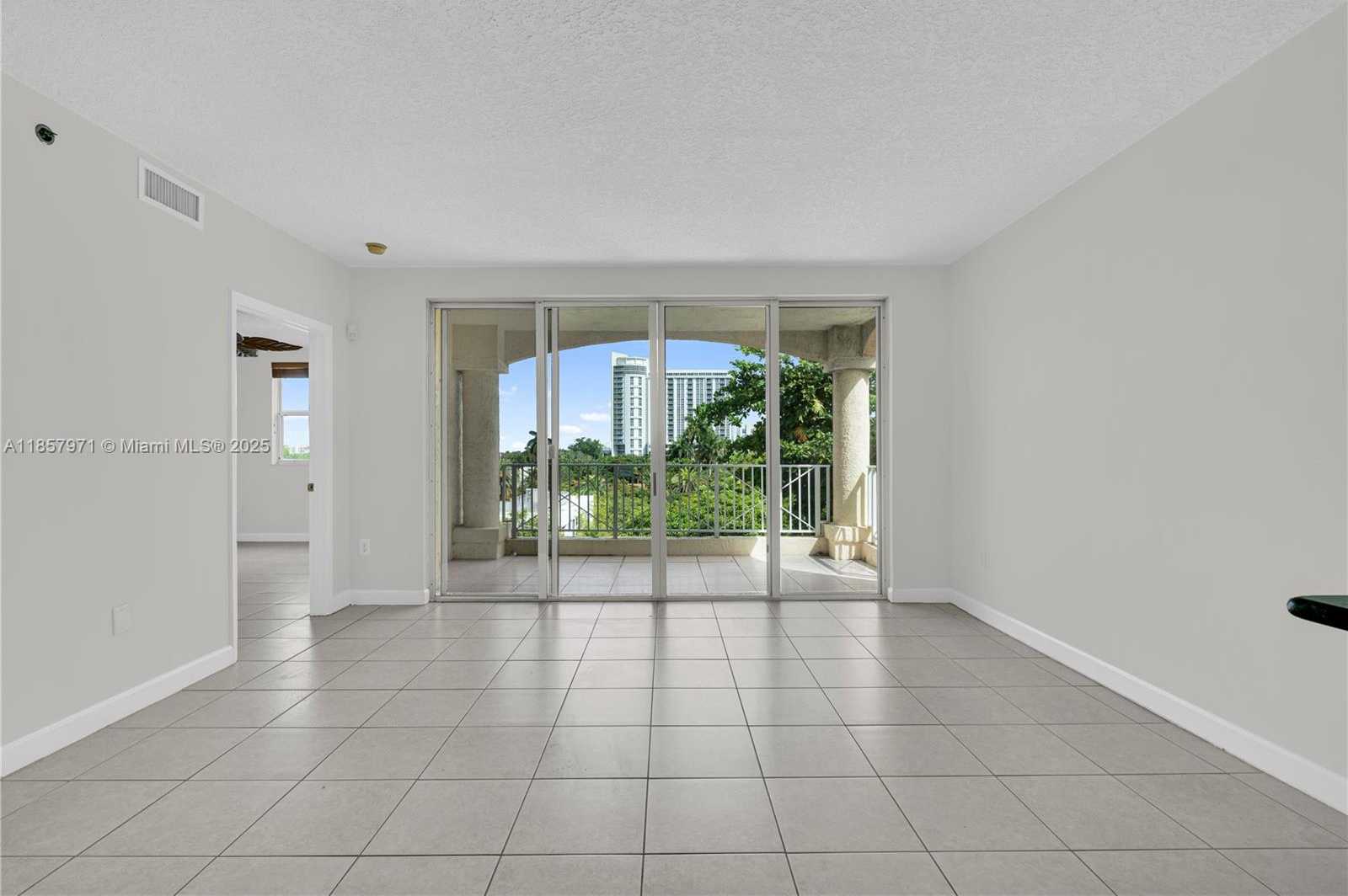 Small Image of 1824 BRICKELL AVE #4D, Miami Number 5