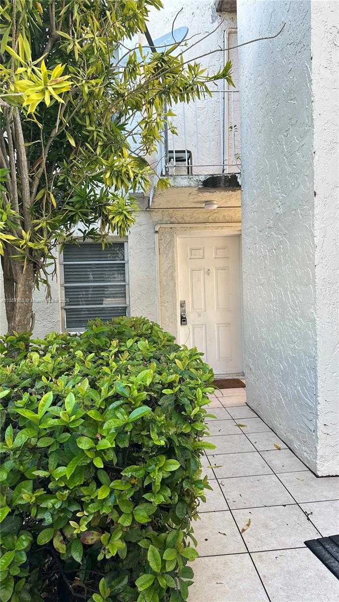 Small Image of 2138 SOUTH WEST 6TH ST #102, Miami Number 9