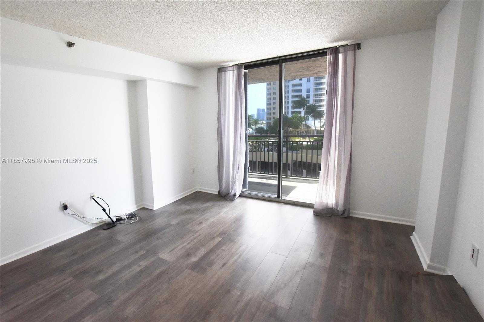 Small Image of 540 BRICKELL KEY DR #818, Miami Number 20