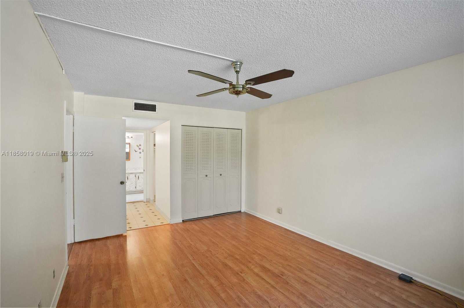 Small Image of 3170 HOLIDAY SPRINGS BLVD #203, Margate Number 17