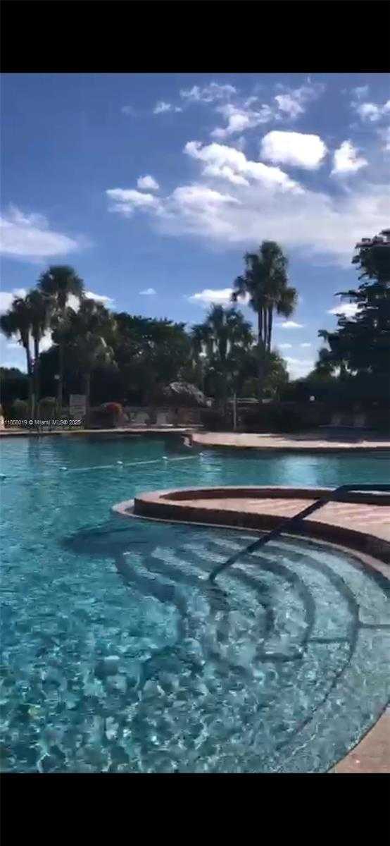 Small Image of 3170 HOLIDAY SPRINGS BLVD #203, Margate Number 26