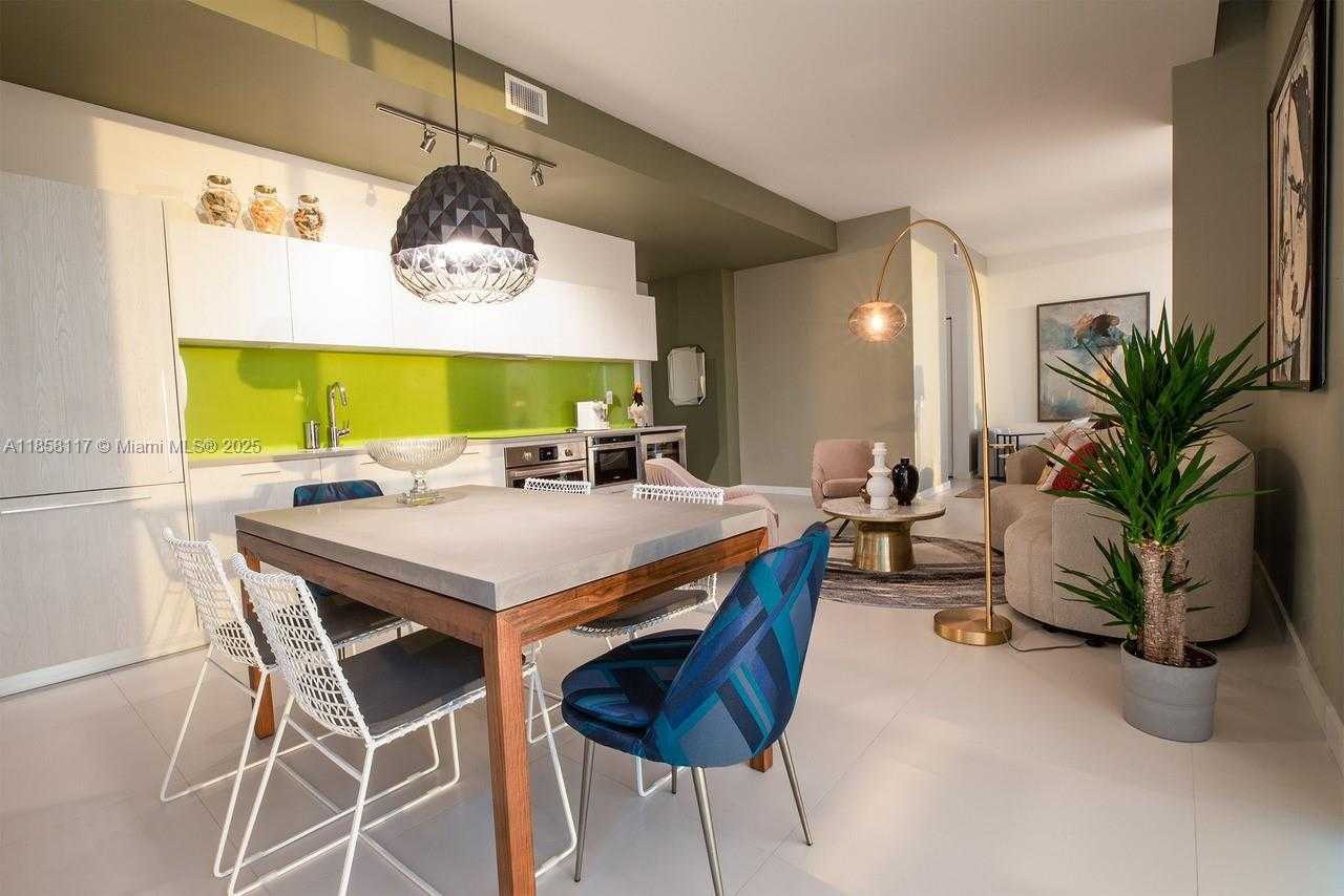Small Image of 501 NORTH EAST 31ST ST #PH4405, Miami Number 4