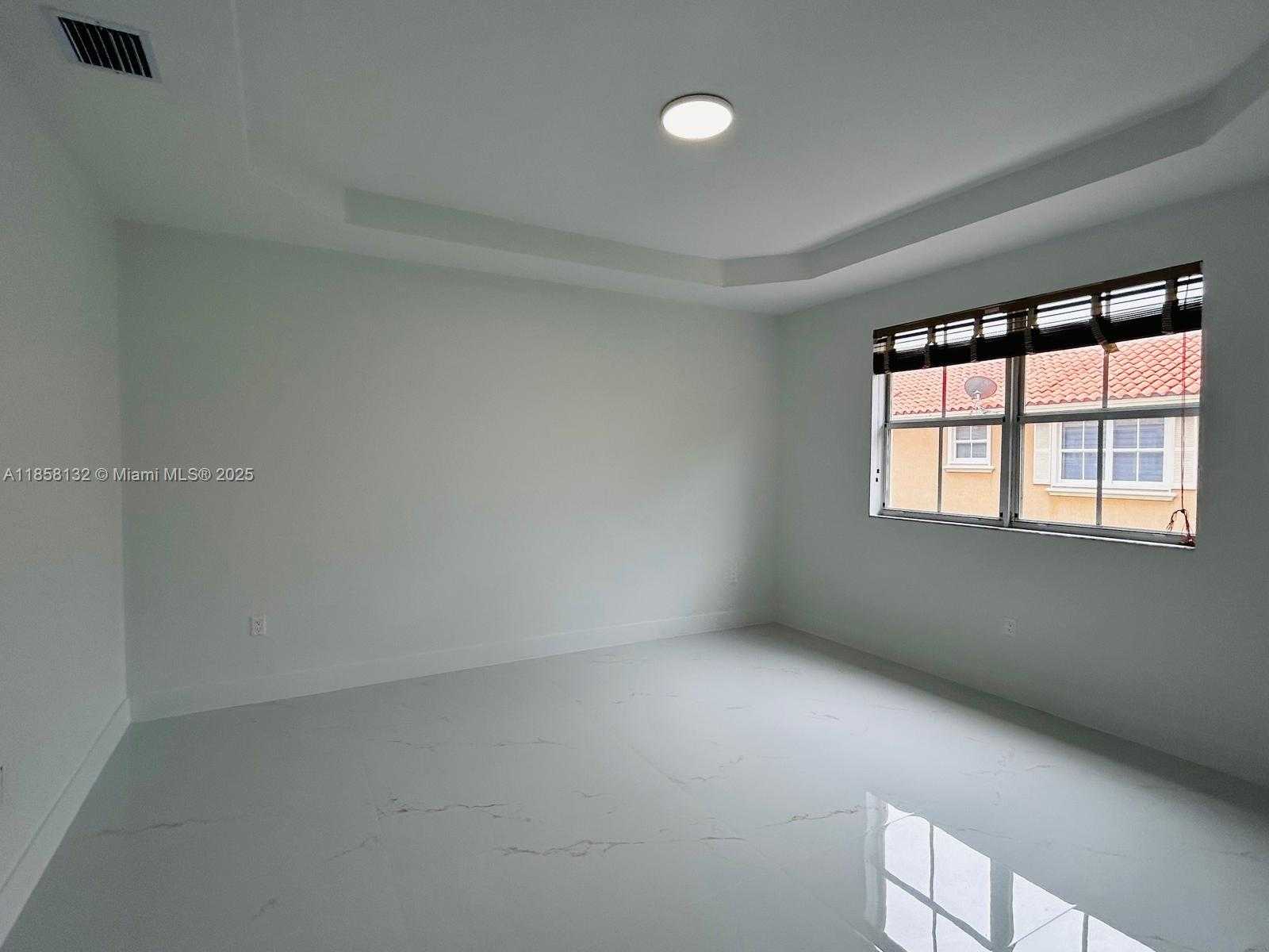 Small Image of 3174 SOUTH WEST 153RD CT, Miami Number 10