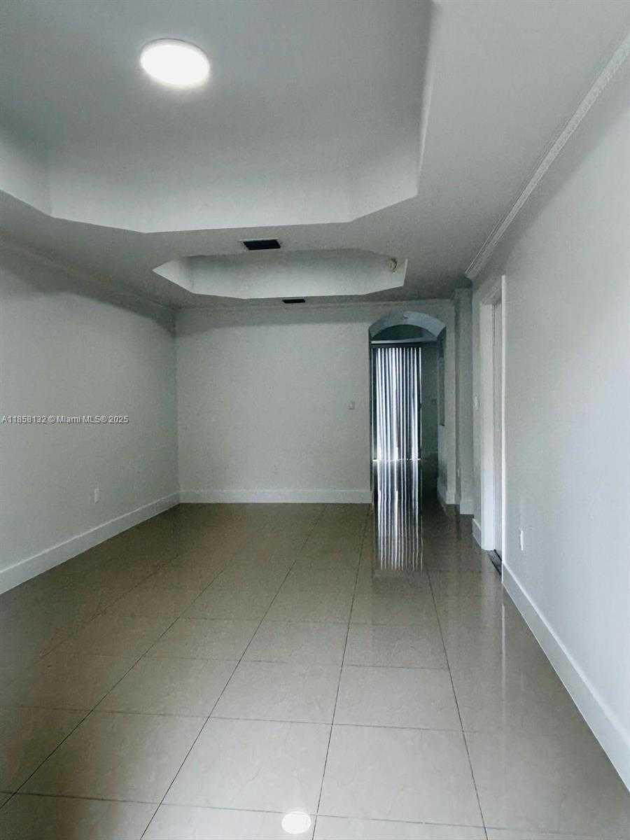Small Image of 3174 SOUTH WEST 153RD CT, Miami Number 17
