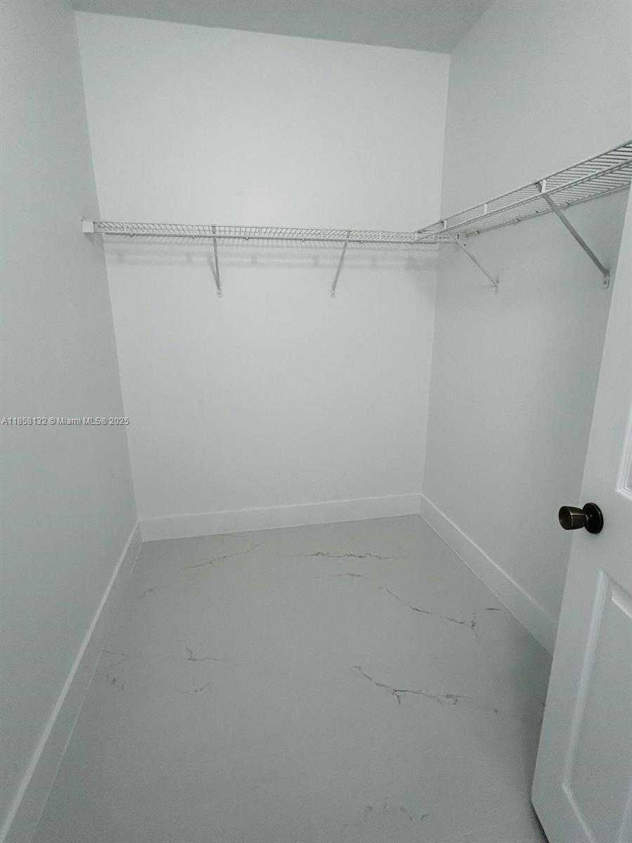 Small Image of 3174 SOUTH WEST 153RD CT, Miami Number 26