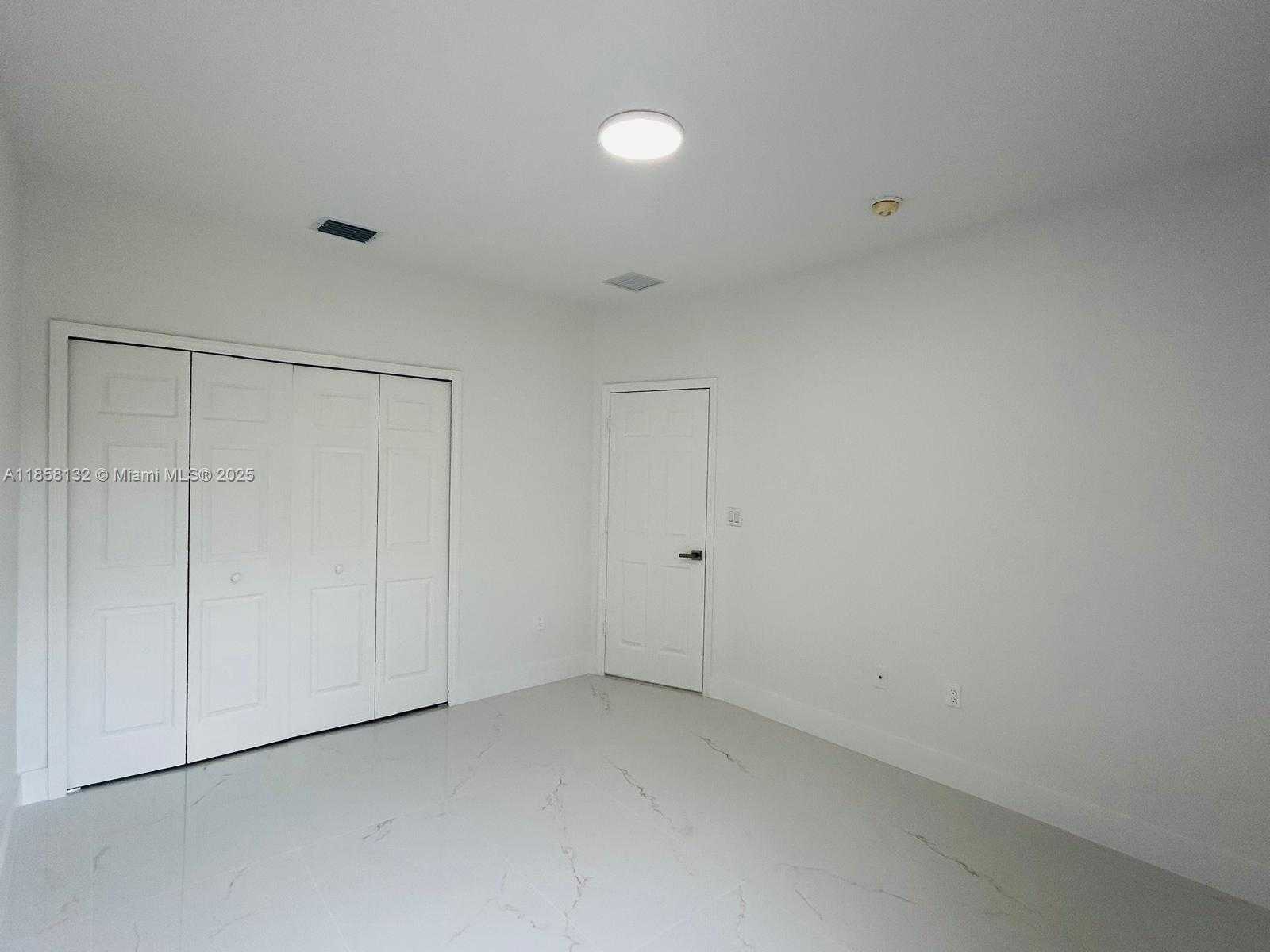 Small Image of 3174 SOUTH WEST 153RD CT, Miami Number 39