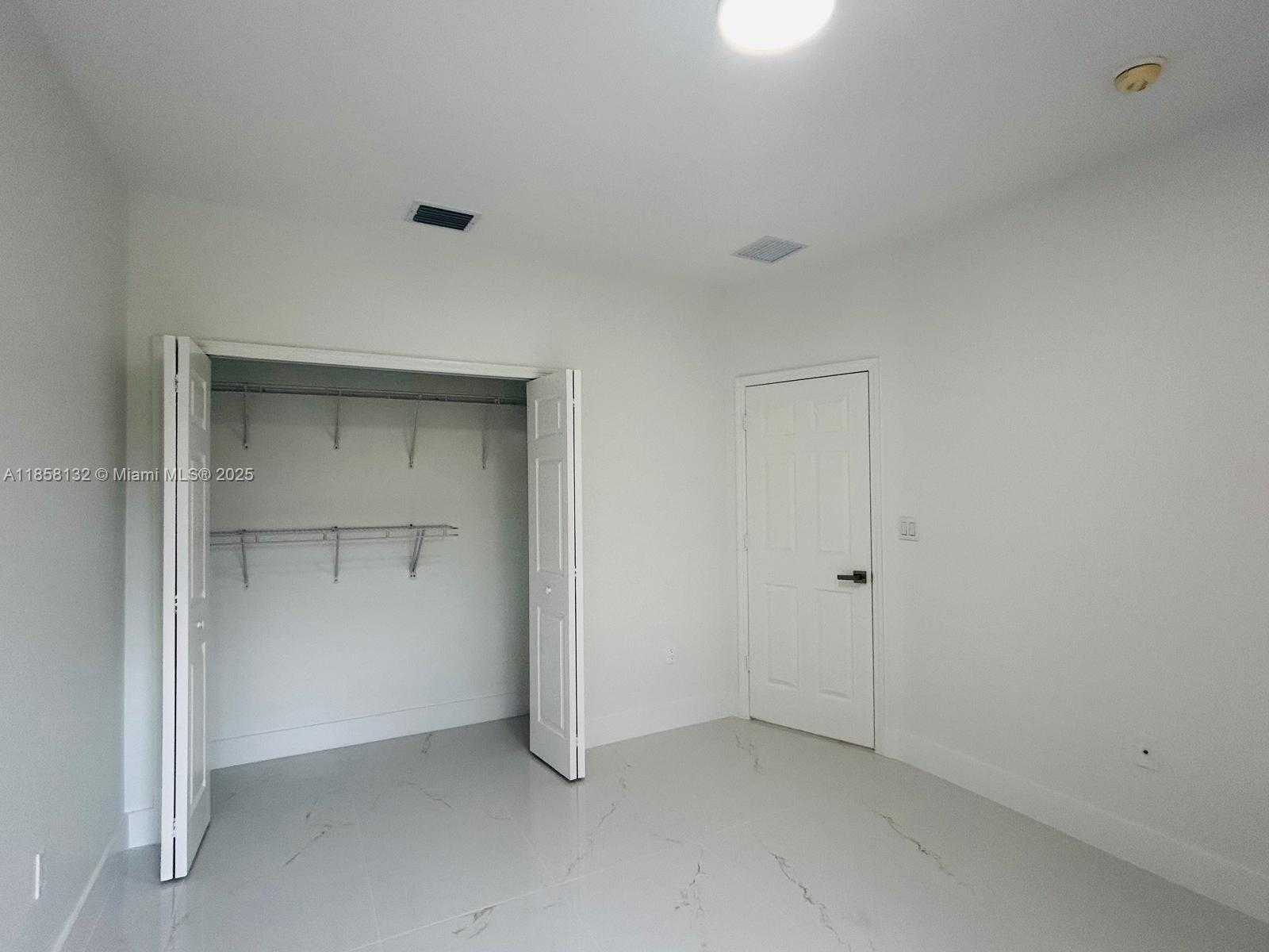 Small Image of 3174 SOUTH WEST 153RD CT, Miami Number 40
