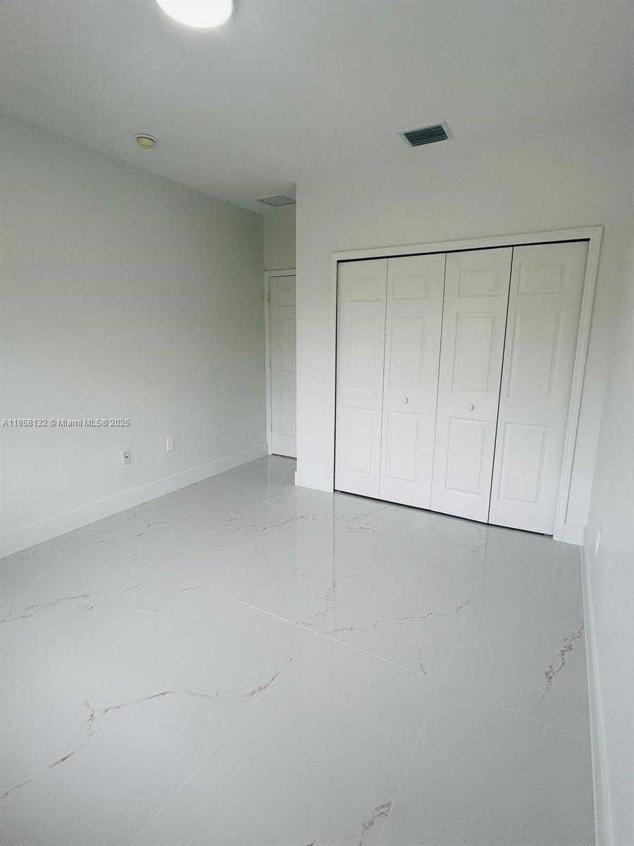 Small Image of 3174 SOUTH WEST 153RD CT, Miami Number 43