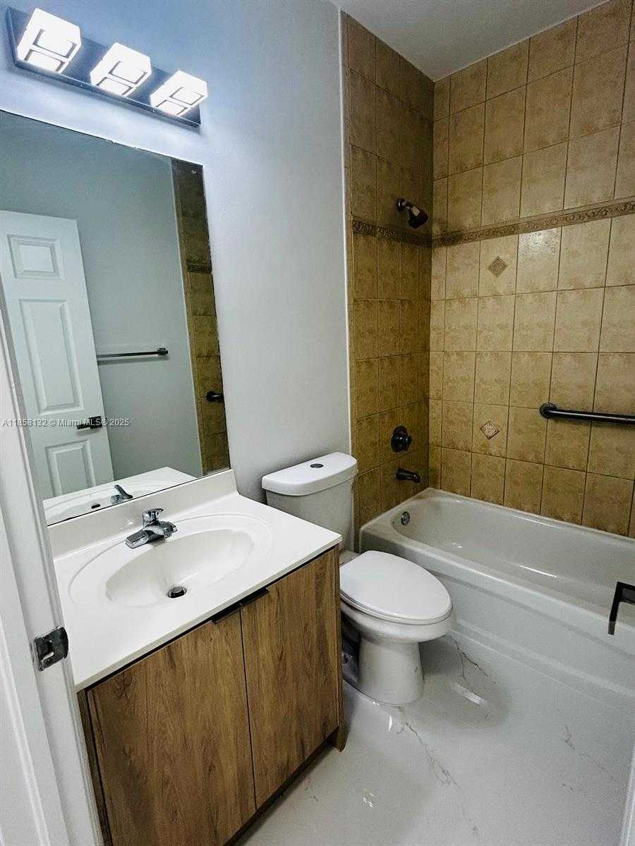 Small Image of 3174 SOUTH WEST 153RD CT, Miami Number 9