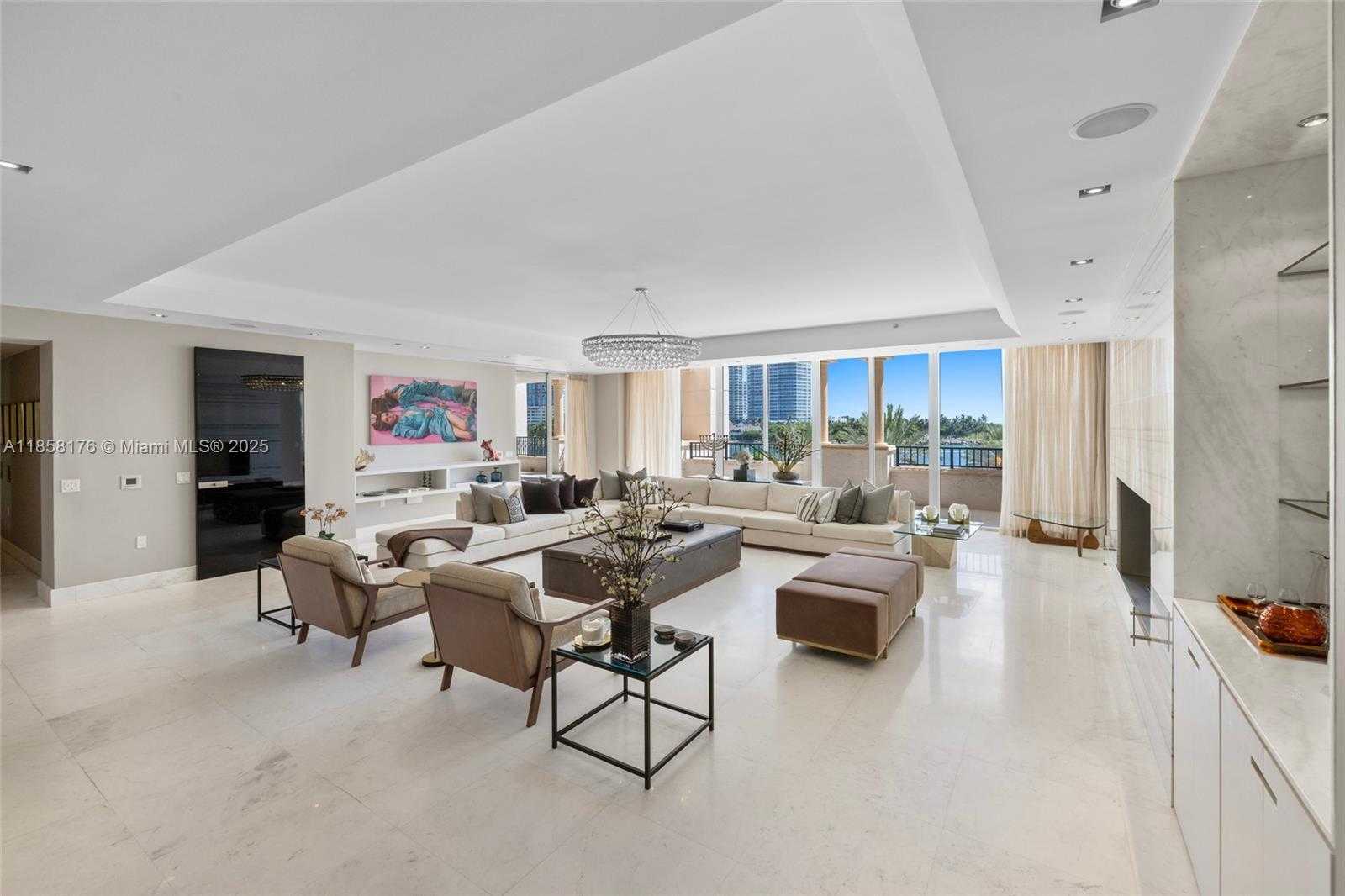 Small Image of 7133 FISHER ISLAND DR #7133, Miami Beach Number 11